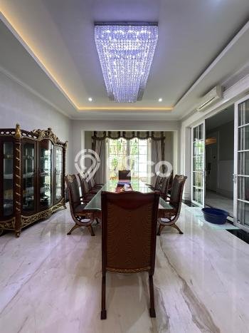 Hunian Mewah LB 1500m2 Siap Pakai Desain Elegan di Cipete, Jakarta Selatan Hunian Mewah LB 1500m2 Siap Pakai Desain Elegan di Cipete, Jakarta Selatan