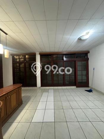 Jual Rumah Luas Megah Dengan View Eksklusif di Mega Kuningan, Jakarta Selatan Jual Rumah Luas Megah Dengan View Eksklusif di Mega Kuningan, Jakarta Selatan