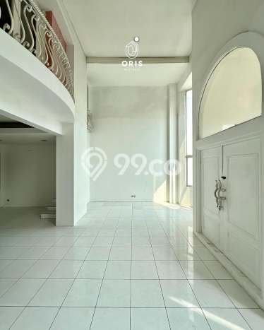 For Sale! Premium House LT 160m2 Desain Elegan di Pondok Indah For Sale! Premium House LT 160m2 Desain Elegan di Pondok Indah