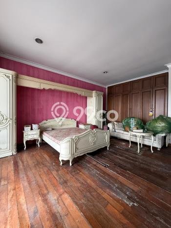 For Sale! Luxury House LT 251m2 Desain Elegan di Pondok Indah For Sale! Luxury House LT 251m2 Desain Elegan di Pondok Indah