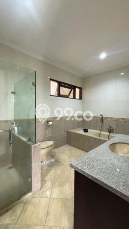 Rumah Luxury Modern Siap Huni di Pondok Indah Jakarta Selatan Rumah Luxury Modern Siap Huni di Pondok Indah Jakarta Selatan