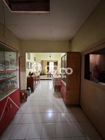Rumah Mewah Siap Huni LT 252m2 di Menteng, Jakarta Pusat Rumah Mewah Siap Huni LT 252m2 di Menteng, Jakarta Pusat