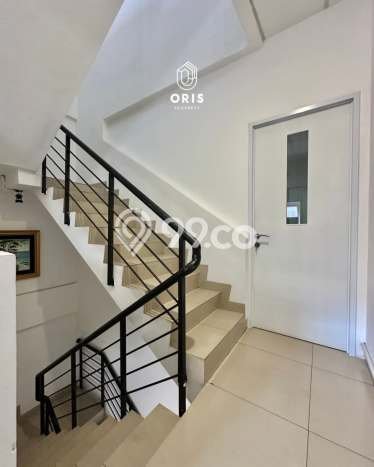 Dijual! Ruko di Lebak Bulus Jakarta Selatan LT 112m2 / LB 216m2 Kawasan Bisnis Dijual! Ruko di Lebak Bulus Jakarta Selatan LT 112m2 / LB 216m2 Kawasan Bisnis