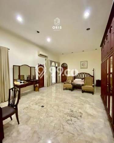 Rumah Luxury Modern Tanpa Renovasi di Mega Kuningan Jakarta Selatan Rumah Luxury Modern Tanpa Renovasi di Mega Kuningan Jakarta Selatan