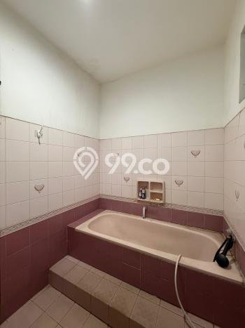 Siap Huni Hunian Elit 4 Kamar di Kebayoran Lama Dekat ke Mana Saja Siap Huni Hunian Elit 4 Kamar di Kebayoran Lama Dekat ke Mana Saja