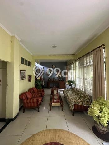 Rumah Mewah Siap Huni LT 252m2 di Menteng, Jakarta Pusat Rumah Mewah Siap Huni LT 252m2 di Menteng, Jakarta Pusat