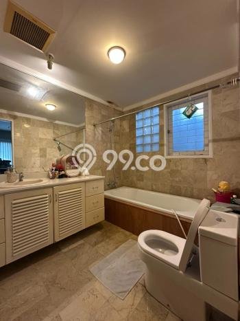Rumah Mewah LB 400m2 Siap Pakai Desain Elegan di Pondok Indah, Jakarta Selatan Rumah Mewah LB 400m2 Siap Pakai Desain Elegan di Pondok Indah, Jakarta Selatan