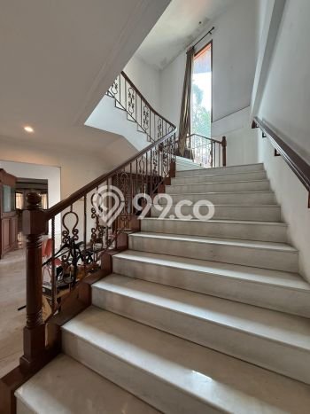 Dijual Rumah Luas Megah Dengan View Cantik di Pondok Indah, Jakarta Selatan Dijual Rumah Luas Megah Dengan View Cantik di Pondok Indah, Jakarta Selatan