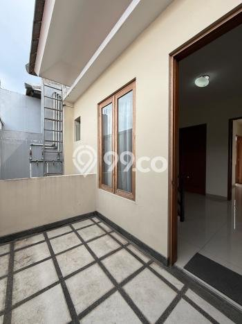 For Sale Rumah 3 Kamar Lokasi Strategis Bagus dan Strategis di Ciputat For Sale Rumah 3 Kamar Lokasi Strategis Bagus dan Strategis di Ciputat