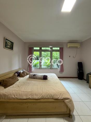 Siap Huni Hunian Elit 4 Kamar di Kebayoran Lama Dekat ke Mana Saja Siap Huni Hunian Elit 4 Kamar di Kebayoran Lama Dekat ke Mana Saja