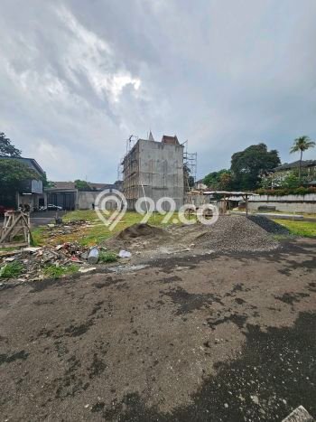 Jual Rumah Luas Elegan Dengan View Eksklusif di Kemang, Jakarta Selatan Jual Rumah Luas Elegan Dengan View Eksklusif di Kemang, Jakarta Selatan