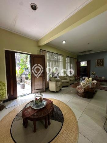 Rumah Mewah Siap Huni LT 252m2 di Menteng, Jakarta Pusat Rumah Mewah Siap Huni LT 252m2 di Menteng, Jakarta Pusat