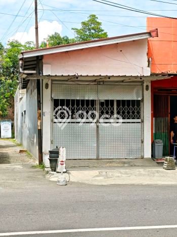 Rumah Luxury Modern Tanpa Renovasi di Kediri Kediri Rumah Luxury Modern Tanpa Renovasi di Kediri Kediri