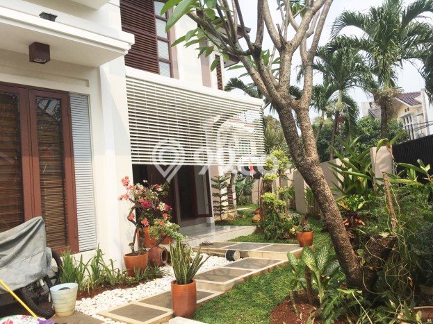 Jual Rumah Luas Elegan Dengan View Eksklusif di Bintaro, Jakarta Selatan Jual Rumah Luas Elegan Dengan View Eksklusif di Bintaro, Jakarta Selatan
