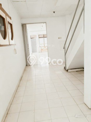 Rumah Modern Cantik 3 KT Bisa Langsung Pindah di Serpong Rumah Modern Cantik 3 KT Bisa Langsung Pindah di Serpong