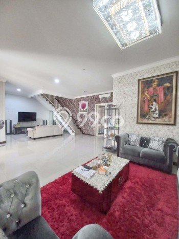 Dijual Rumah Mewah Elegan Dengan View Eksklusif di Bintaro, Tangerang Selatan Dijual Rumah Mewah Elegan Dengan View Eksklusif di Bintaro, Tangerang Selatan