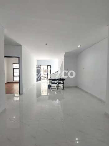Hunian Nyaman Asri 3 KT Siap Huni di Sektor 9-Bintaro Tangerang Selatan Hunian Nyaman Asri 3 KT Siap Huni di Sektor 9-Bintaro Tangerang Selatan