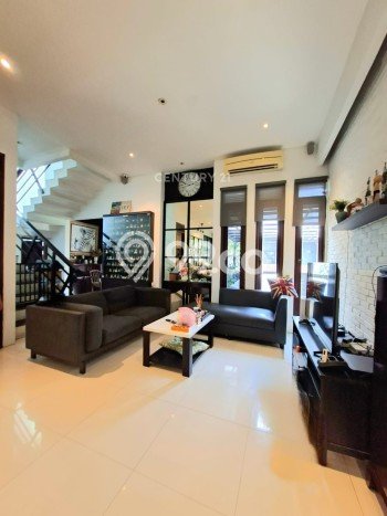 Dijual Rumah Luas Megah Dengan View Eksklusif di Bintaro, Tangerang Selatan Dijual Rumah Luas Megah Dengan View Eksklusif di Bintaro, Tangerang Selatan