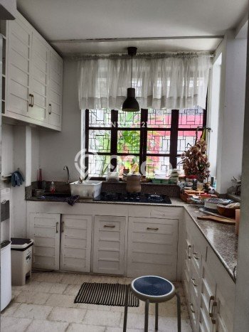 Dijual Rumah Luas Megah Dengan View Cantik di Bintaro, Tangerang Selatan Dijual Rumah Luas Megah Dengan View Cantik di Bintaro, Tangerang Selatan