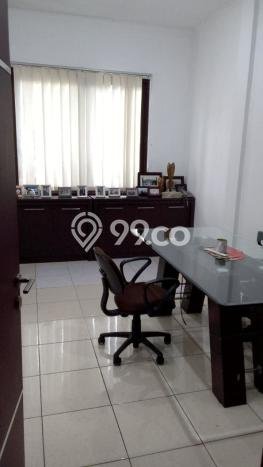 Unit Ruko Dijual di Jakarta Selatan LT 45m2 & LB 115m2 Unit Ruko Dijual di Jakarta Selatan LT 45m2 & LB 115m2