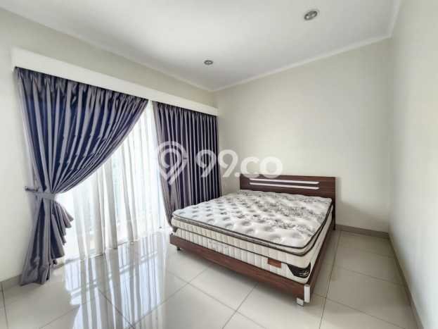 Disewakan! Rumah 3 Kamar Tidur &
3 Kamar Mandi di Summarecon Bandung, Bandung Disewakan! Rumah 3 Kamar Tidur &
3 Kamar Mandi di Summarecon Bandung, Bandung