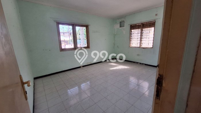 Dijual Hunian Rumah Terawat 4 KT di Kutisari, Surabaya Dijual Hunian Rumah Terawat 4 KT di Kutisari, Surabaya