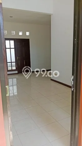 Rumah Cantik Siap Pakai Di Waru Luas 80m2 Lokasi Strategis Rumah Cantik Siap Pakai Di Waru Luas 80m2 Lokasi Strategis