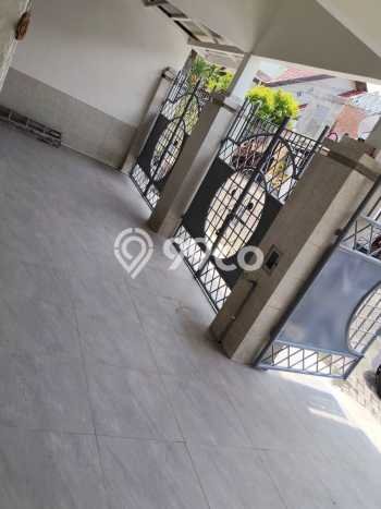 For Sale Rumah 4 Kamar Lokasi Strategis Nyaman dan Strategis di Sidoarjo For Sale Rumah 4 Kamar Lokasi Strategis Nyaman dan Strategis di Sidoarjo
