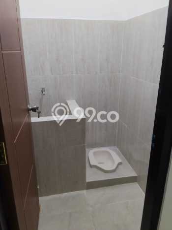 For Sale Rumah 4 Kamar Lokasi Strategis Nyaman dan Strategis di Sidoarjo For Sale Rumah 4 Kamar Lokasi Strategis Nyaman dan Strategis di Sidoarjo