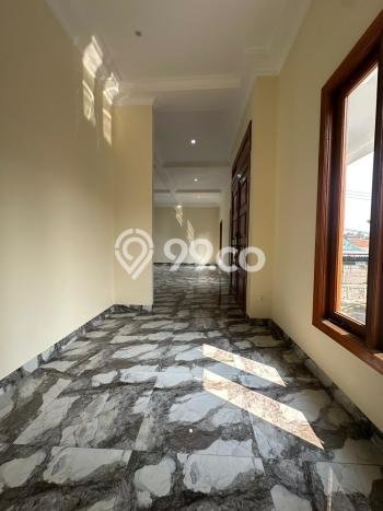 Ready to Use! Luxury House LT 340m2 Desain Elegan di BSD Puspita Loka Ready to Use! Luxury House LT 340m2 Desain Elegan di BSD Puspita Loka
