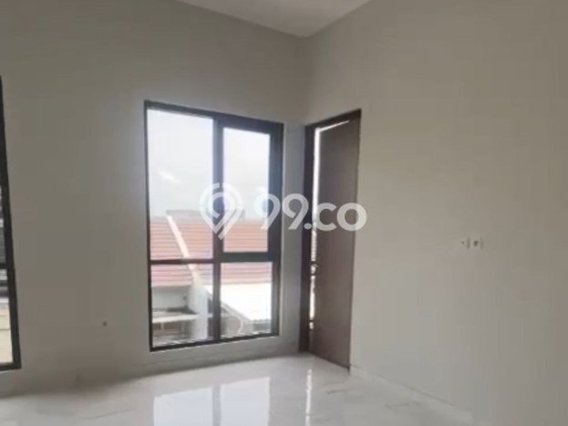 Dijual Rumah 3 Kamar Lokasi Ideal Bagus dan Strategis di Pakal Dijual Rumah 3 Kamar Lokasi Ideal Bagus dan Strategis di Pakal