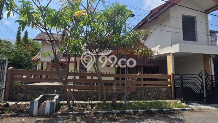 Rumah Modern Minimalis 7 Kamar Bisa Langsung Pindah di Sidoarjo Rumah Modern Minimalis 7 Kamar Bisa Langsung Pindah di Sidoarjo
