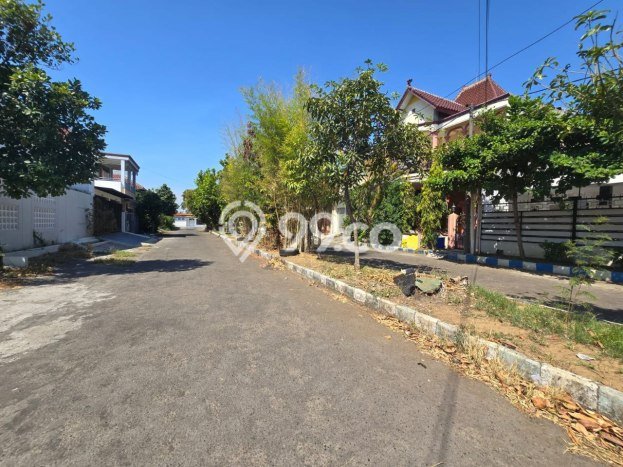 Rumah Modern Minimalis 7 Kamar Bisa Langsung Pindah di Sidoarjo Rumah Modern Minimalis 7 Kamar Bisa Langsung Pindah di Sidoarjo