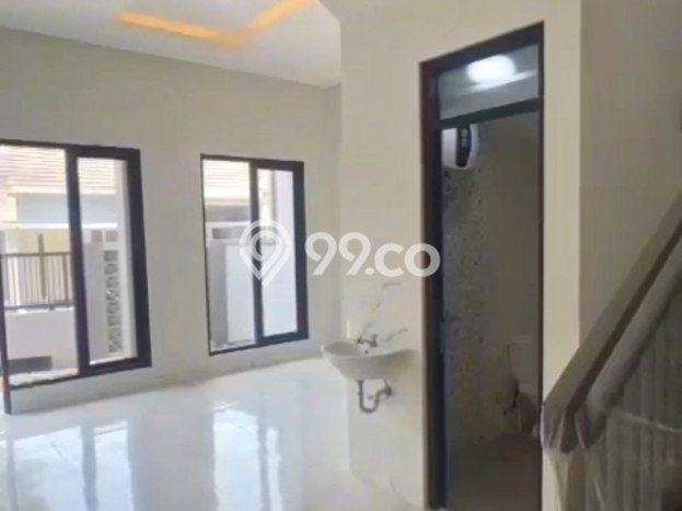 Dijual Rumah 3 Kamar Lokasi Ideal Bagus dan Strategis di Pakal Dijual Rumah 3 Kamar Lokasi Ideal Bagus dan Strategis di Pakal