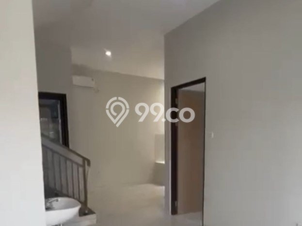 Dijual Rumah 3 Kamar Lokasi Ideal Bagus dan Strategis di Pakal Dijual Rumah 3 Kamar Lokasi Ideal Bagus dan Strategis di Pakal