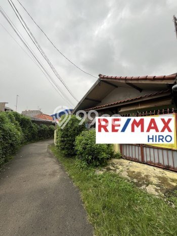 Dijual Rumah Luas Megah Dengan View Cantik di Otista, Jakarta Timur Dijual Rumah Luas Megah Dengan View Cantik di Otista, Jakarta Timur
