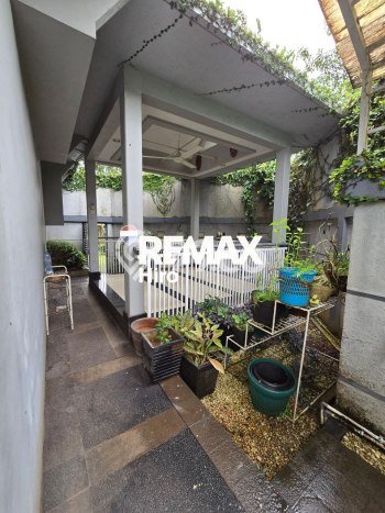 For Sale! Premium House LT 1078m2 Desain Elegan di Kemang Pratama For Sale! Premium House LT 1078m2 Desain Elegan di Kemang Pratama