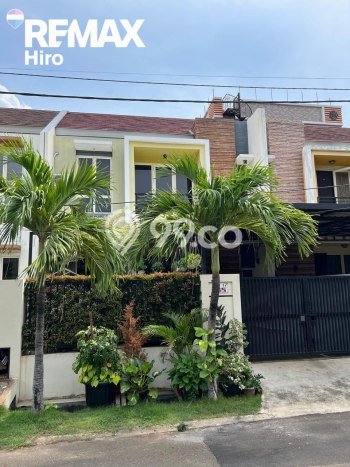 Dijual Cepat Rumah Minimalis & Modern LB 129m2 di Harapan Indah Dijual Cepat Rumah Minimalis & Modern LB 129m2 di Harapan Indah