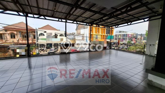 Jual Rumah Luas Elegan Dengan View Cantik di Galaxy, Bekasi Jual Rumah Luas Elegan Dengan View Cantik di Galaxy, Bekasi