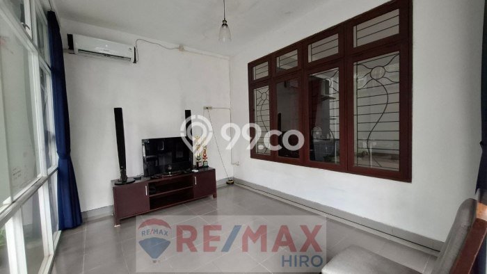 Jual Rumah Luas Elegan Dengan View Cantik di Galaxy, Bekasi Jual Rumah Luas Elegan Dengan View Cantik di Galaxy, Bekasi