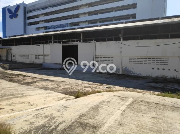 Gudang Disewa di Jakarta Utara dengan LB 450m2 Area Komersial Ramai Gudang Disewa di Jakarta Utara dengan LB 450m2 Area Komersial Ramai