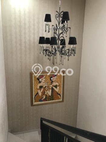 Rumah Cantik Siap Huni Di Cilandak Luas 200m2 Lokasi Strategis Rumah Cantik Siap Huni Di Cilandak Luas 200m2 Lokasi Strategis