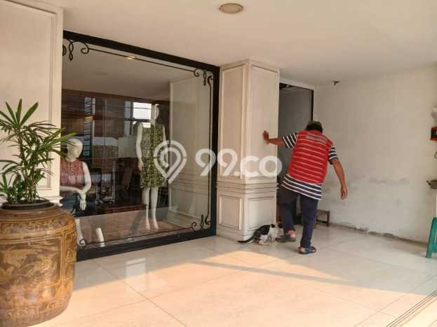 Komersial Paling Dicari LB 686m2 Dijual di Senen Komersial Paling Dicari LB 686m2 Dijual di Senen