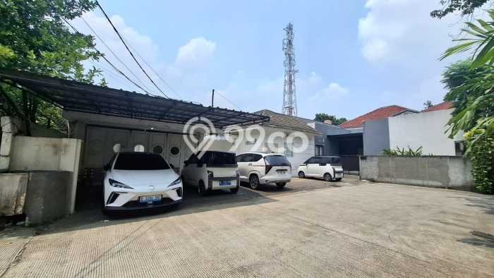 Dijual Rumah Mewah Megah Dengan View Eksklusif di Mampang, Jakarta Selatan Dijual Rumah Mewah Megah Dengan View Eksklusif di Mampang, Jakarta Selatan