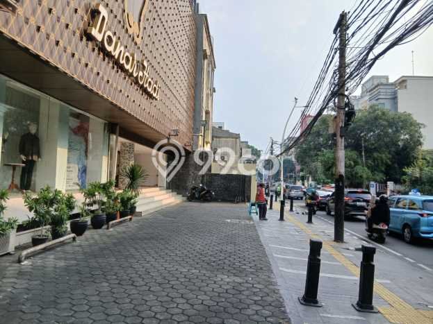 Komersial Paling Dicari LB 686m2 Dijual di Senen Komersial Paling Dicari LB 686m2 Dijual di Senen