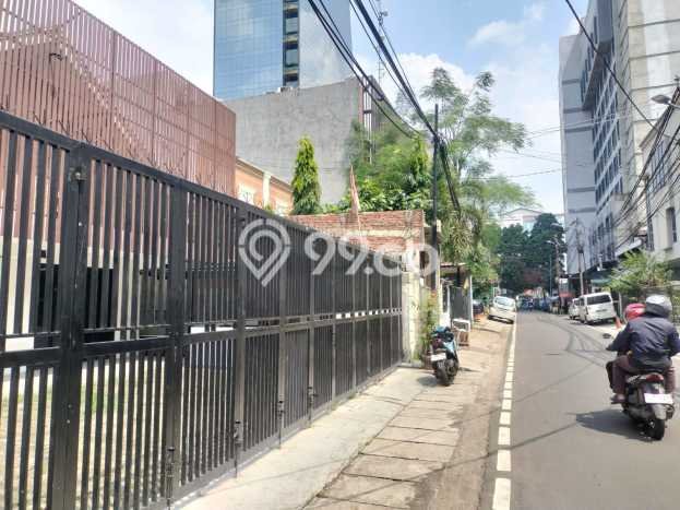 Rumah Eksklusif Dijual LT 397m2 di Senen, Jakarta Pusat Rumah Eksklusif Dijual LT 397m2 di Senen, Jakarta Pusat
