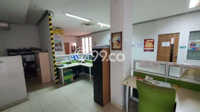 Komersial Bagus Dijual LB 1006m2 Lokasi Strategis Jakarta Timur Area Cocok untuk Berbisnis Komersial Bagus Dijual LB 1006m2 Lokasi Strategis Jakarta Timur Area Cocok untuk Berbisnis