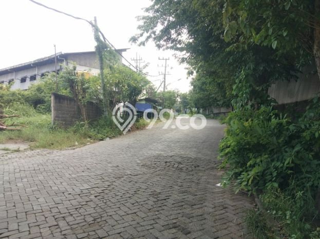 Gudang Dijual di Kebomas Gresik dengan LB 2500m2 Gudang Dijual di Kebomas Gresik dengan LB 2500m2