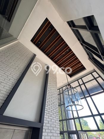 Kantor Dijual di Lakarsantri LT 216m2, LB 2160m2 Solusi Investasi Cerdas Kantor Dijual di Lakarsantri LT 216m2, LB 2160m2 Solusi Investasi Cerdas