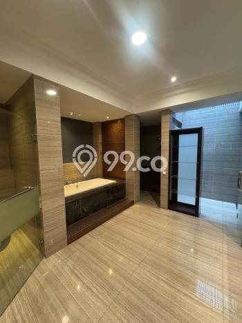 Disewakan Segera Rumah Kondisi Bagus di Kawasan Wiyung, Surabaya Disewakan Segera Rumah Kondisi Bagus di Kawasan Wiyung, Surabaya